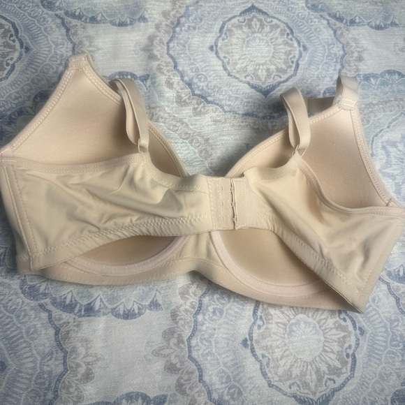 Women's Intimates Set - Black, White, and Tan Bras 36D - Picture 7 of 7